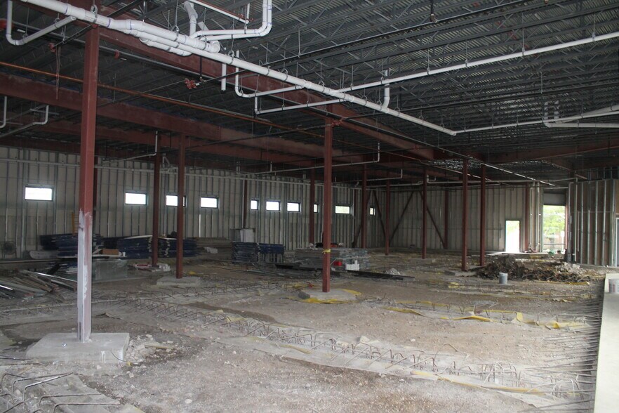 More Photos Of 222 W Cypress St, San Antonio Medical For Lease