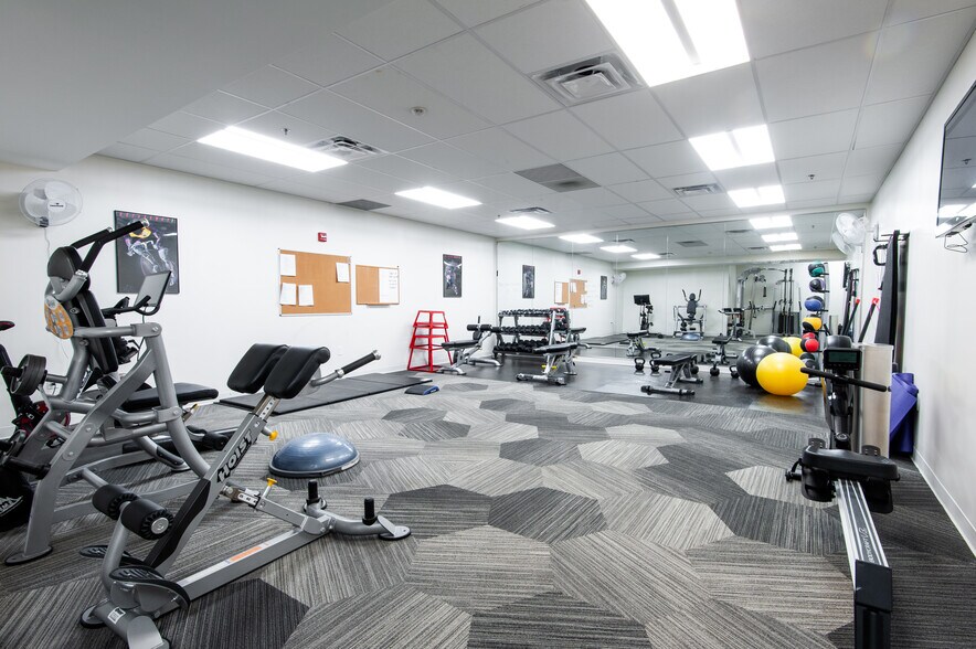More Photos Of 550 N Meridian St, Indianapolis Office For Lease