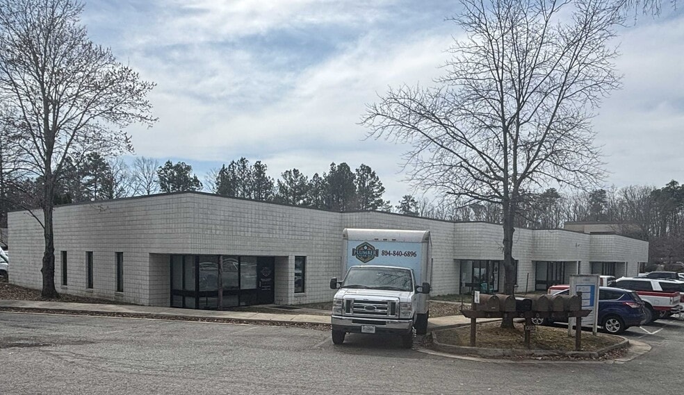 More Photos Of 13513 E Boundary Rd, Midlothian Light Distribution For Sale