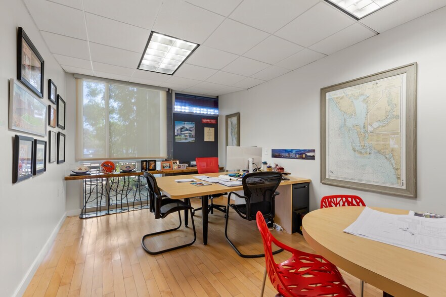 More Photos Of 2714 Dr Martin Luther King St, Saint Petersburg Office For Lease
