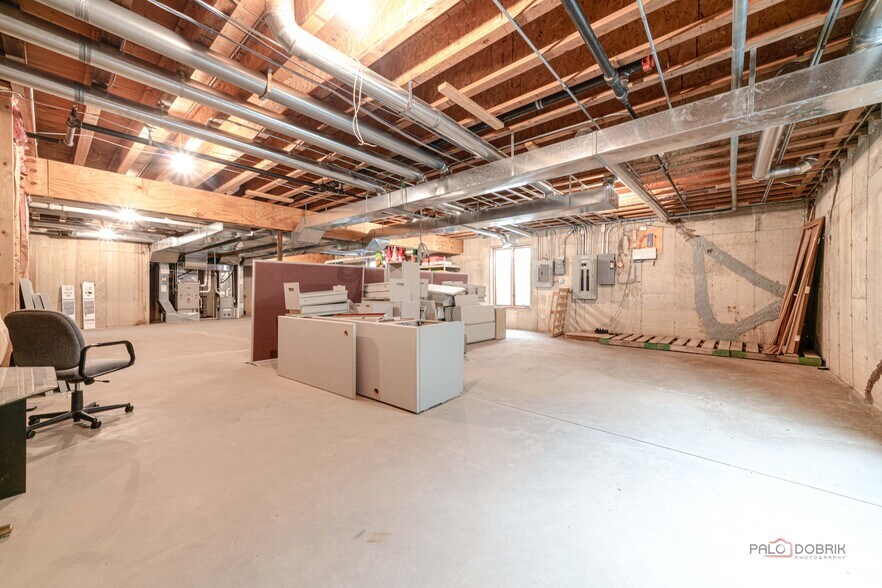 More Photos Of 1017-1019 W Park Ave, Libertyville Medical For Sale