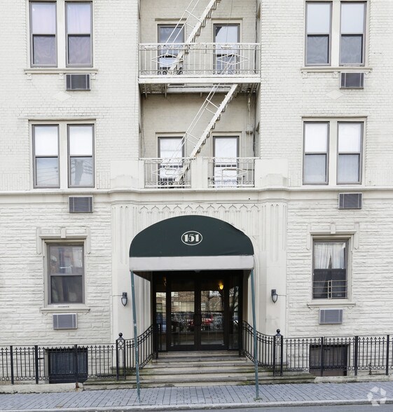 More Photos Of 151 SIP Ave, Jersey City Apartments For Sale