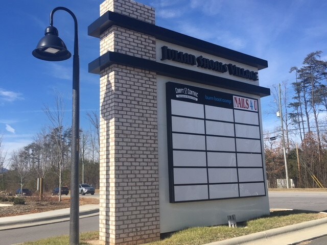 More Photos Of 100 Julian Shoals Dr, Arden Freestanding For Lease