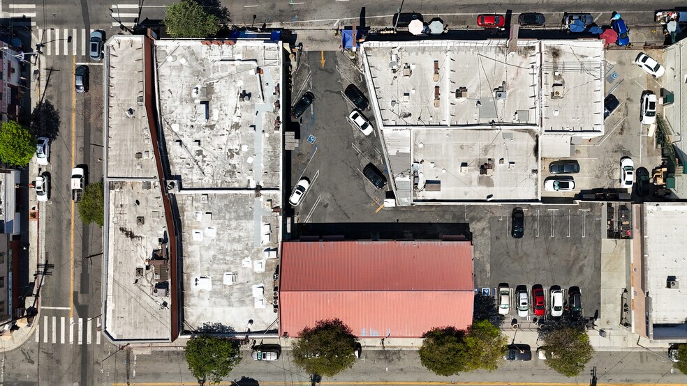 More Photos Of 715 New High St, Los Angeles General Retail For Sale