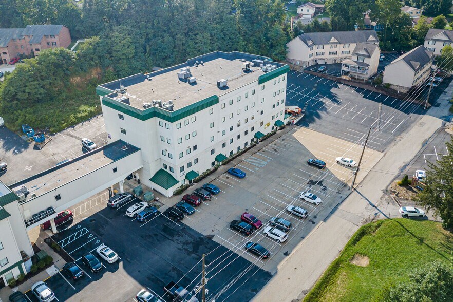 More Photos Of 1311-1319 Pineview Dr, Morgantown Medical For Sale