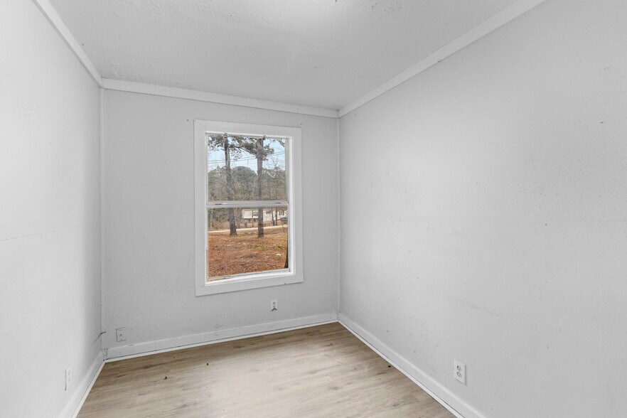 More Photos Of 31 Jackson Rd, Huntsville Apartments For Sale