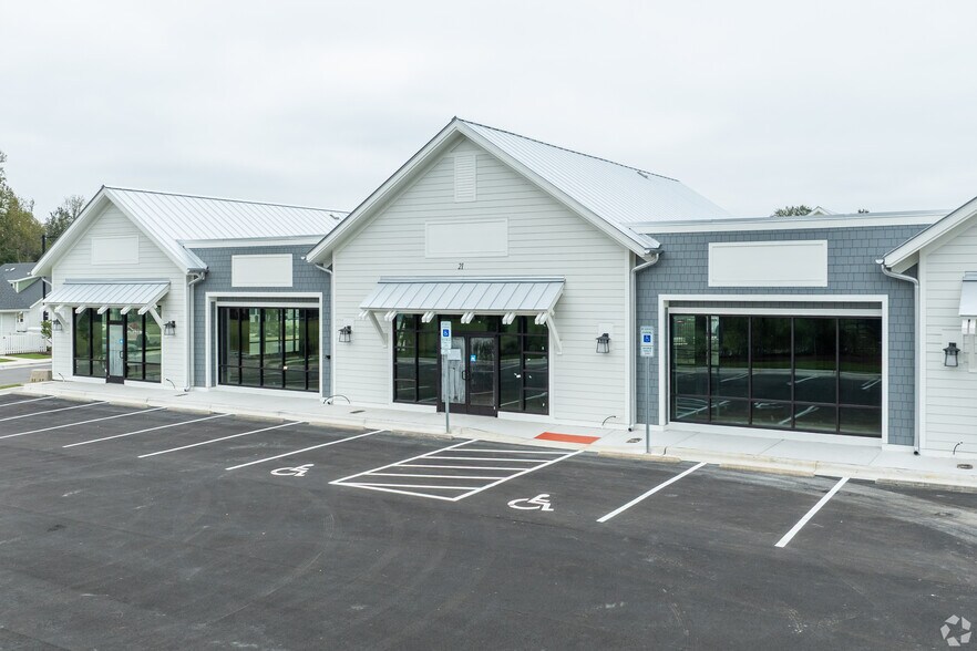 More Photos Of 000 US Highway 17, Hampstead General Retail For Lease