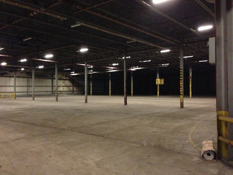 More Photos Of 715 Greylock St, Lee Manufacturing For Lease