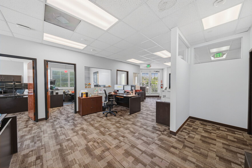 More Photos Of 24018 Lyons Ave, Newhall Loft Creative Space For Sale