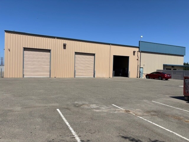 More Photos Of 992 Marchy Ln, Ceres Distribution For Sale