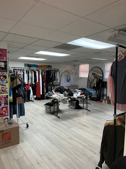 More Photos Of 113 Park Ave, Falls Church Office For Lease