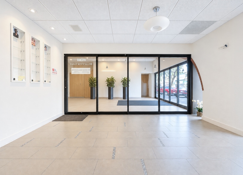 More Photos Of 2480-2482 Mission St, San Francisco Medical For Lease