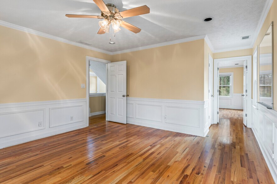 More Photos Of 4953 Presidents Way, Tucker Loft Creative Space For Sale