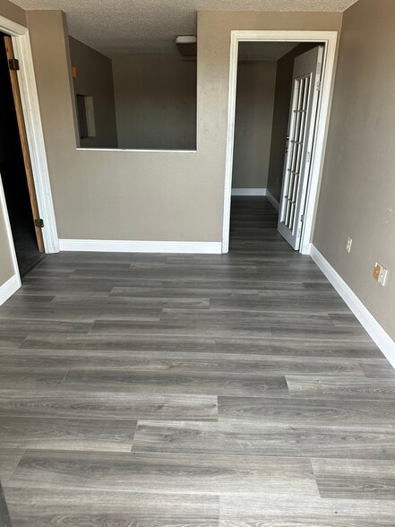 More Photos Of 1706 N Magnolia Ave, Ocala Storefront For Sale