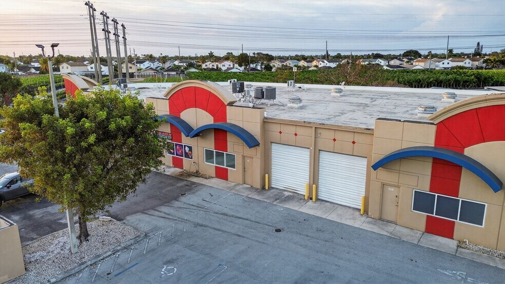 More Photos Of 16300 SW 137th Ave, Miami Warehouse For Lease