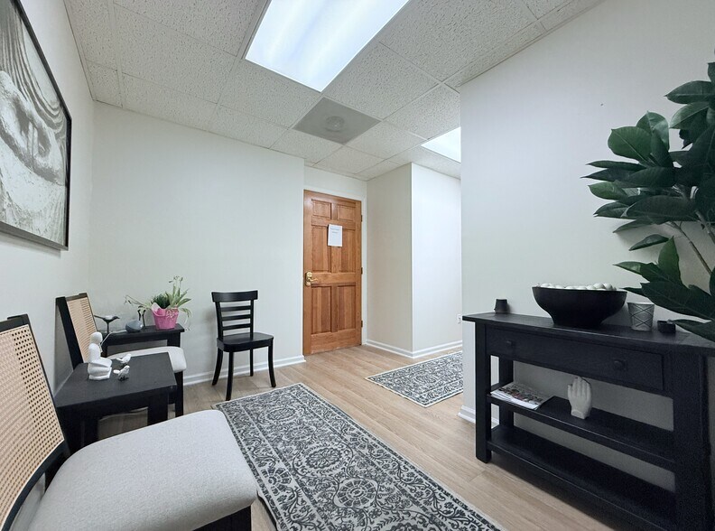 More Photos Of 7 Auer Ct, East Brunswick Office For Lease
