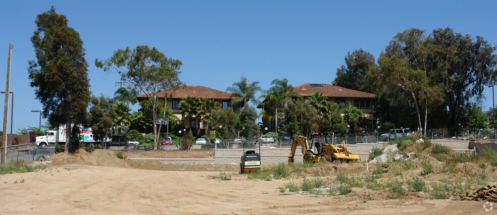 More Photos Of 316 S Melrose Dr, Vista Office For Lease