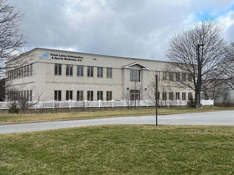 More Photos Of 9615 Keilman St, Saint John Medical For Lease