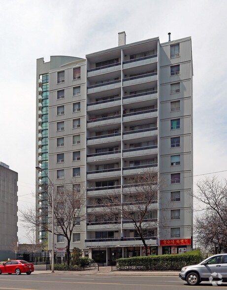 More Photos Of 5754 Yonge St, Toronto Apartments For Sale