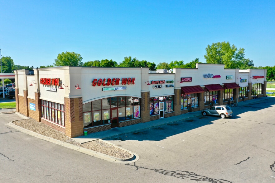 More Photos Of 1217 Marion Rd SE, Rochester Storefront For Lease