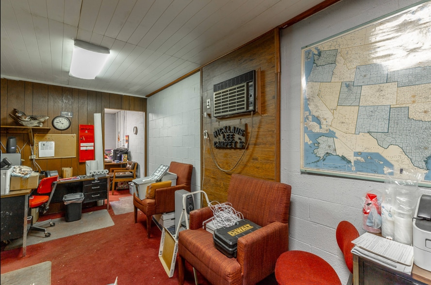 More Photos Of 360 Carbondale Rd SW, Dalton Warehouse For Sale