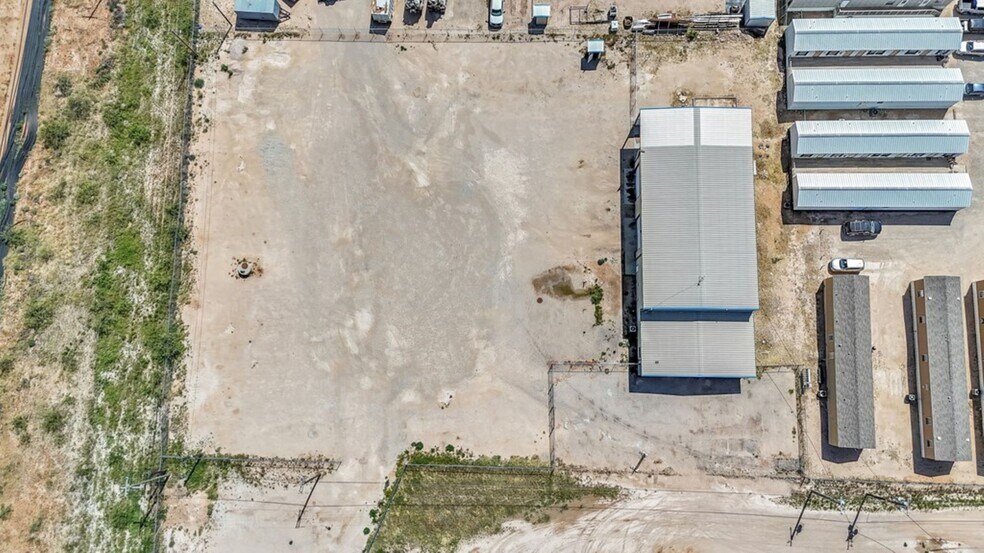 More Photos Of 10714 W County Road 72, Midland Warehouse For Lease
