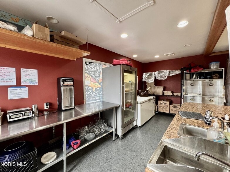 More Photos Of 404 W Vine St, Edgerton Restaurant For Sale