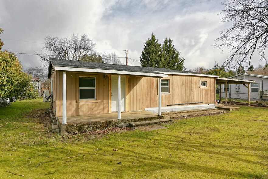 More Photos Of 1808 Spring St, Medford Apartments For Sale