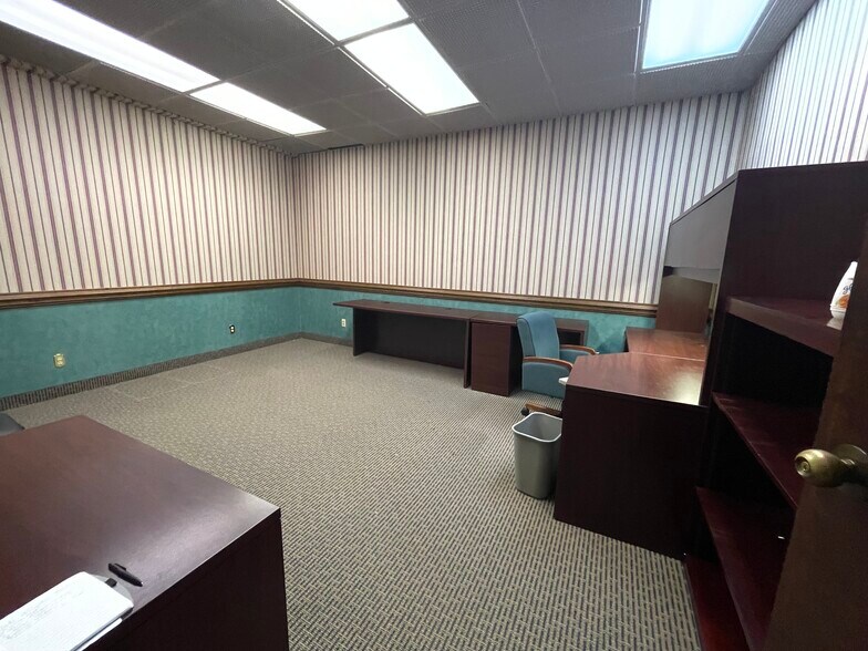 More Photos Of 451 N Winstead Ave, Rocky Mount Office For Sale