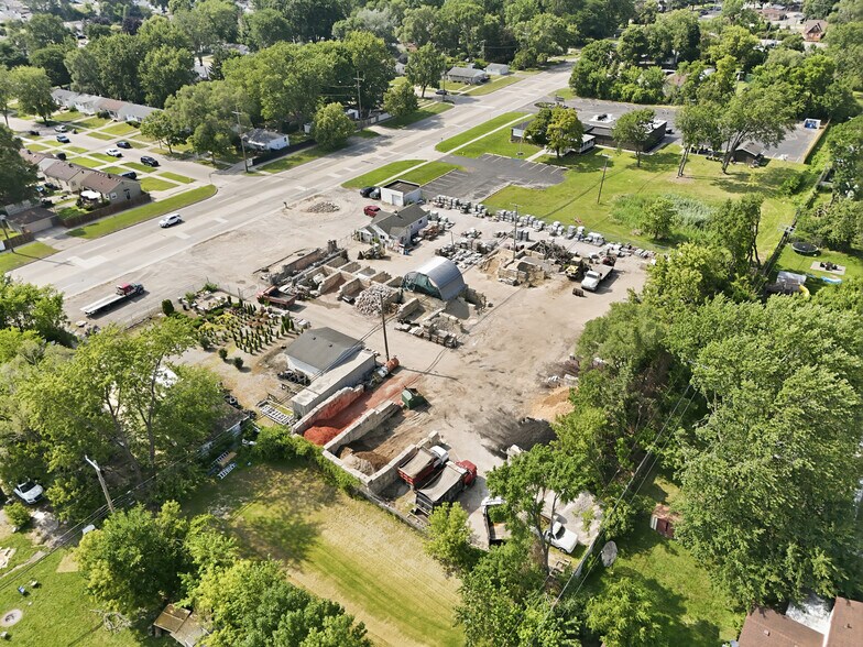 More Photos Of 1287 S Merriman Rd, Westland Freestanding For Sale
