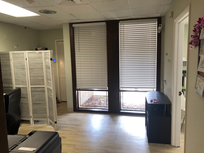 More Photos Of 331 N Maitland Ave, Maitland Medical For Sale
