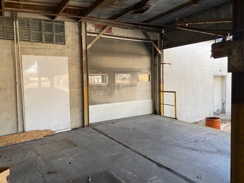 More Photos Of 245 Erie St, Huntington Industrial For Sale