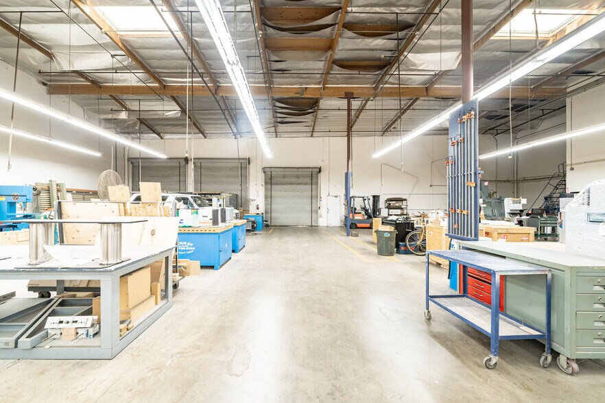 More Photos Of 231 W Blueridge Ave, Orange Manufacturing For Sale