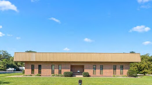 More Photos Of 20 Scotland Blvd, Bridgewater Warehouse For Lease