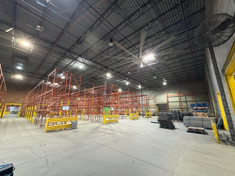 More Photos Of 4820 N Church Ln SE, Atlanta Warehouse For Lease