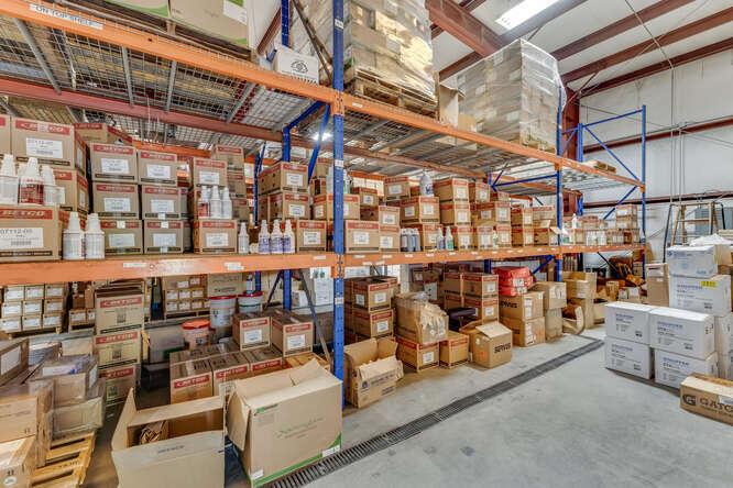 More Photos Of 2045 Corporate Dr S, Wilmington Warehouse For Lease