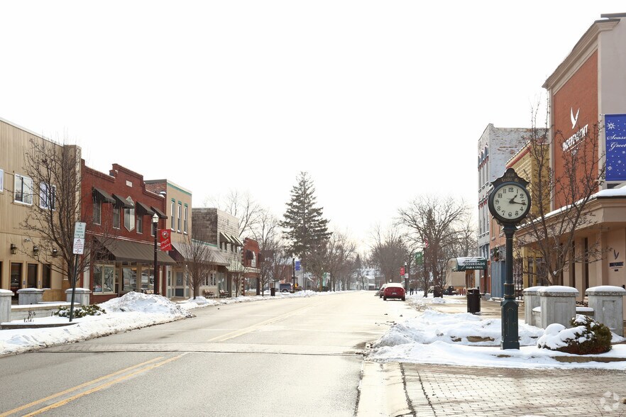More Photos Of 149-155 S Main St, Leslie Storefront Retail Residential For Sale