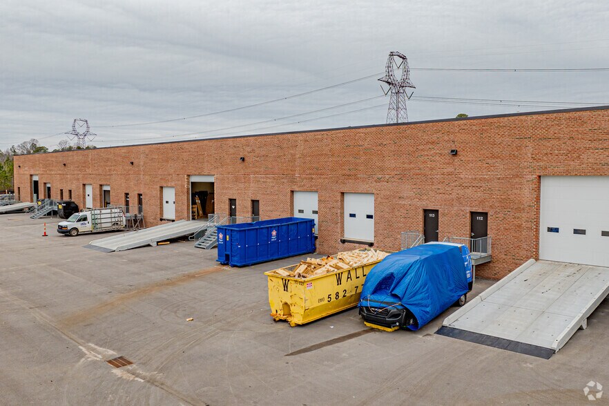 More Photos Of 741 Merritt Capital Dr, Wake Forest Industrial For Lease