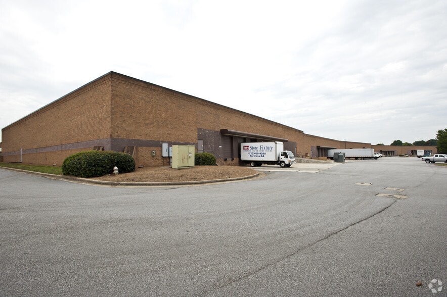 More Photos Of 6695 Jimmy Carter Blvd, Norcross Distribution For Lease