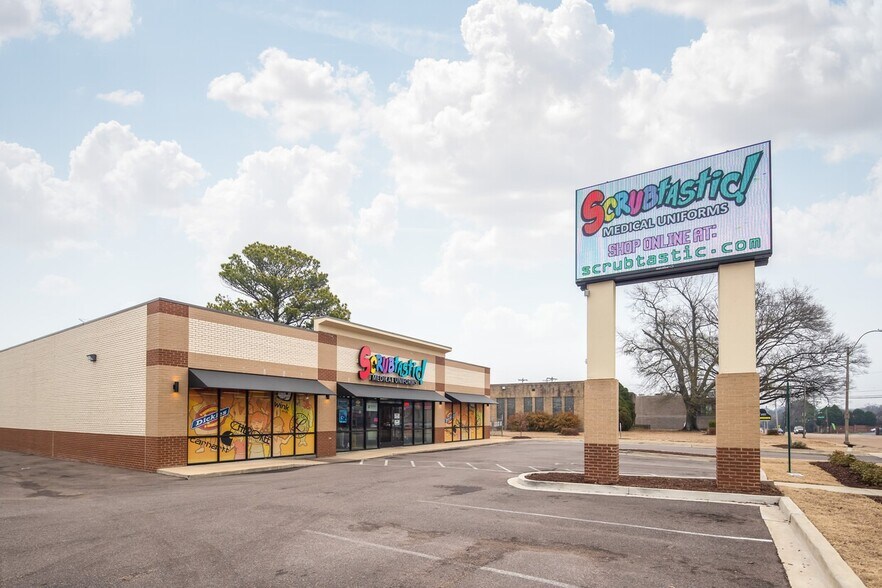 More Photos Of 2870 Poplar Ave, Memphis Storefront For Sale