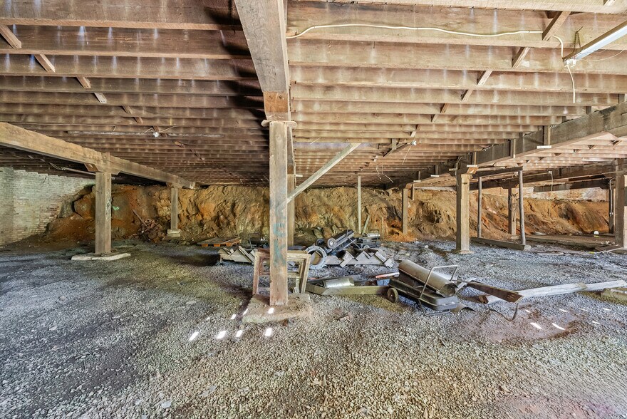 More Photos Of 322 Depot St, Amherst Warehouse For Sale