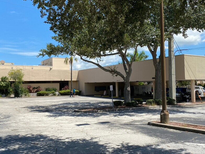 More Photos Of 430 Brevard Ave, Cocoa Office For Sale