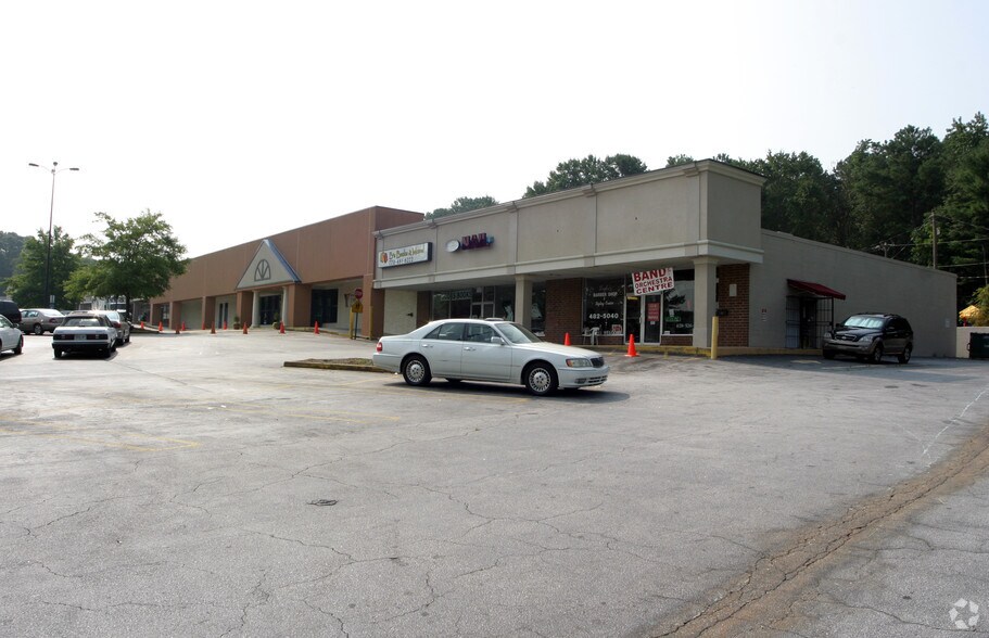 More Photos Of 2906-2930 Evans Mill Rd, Lithonia Storefront For Lease
