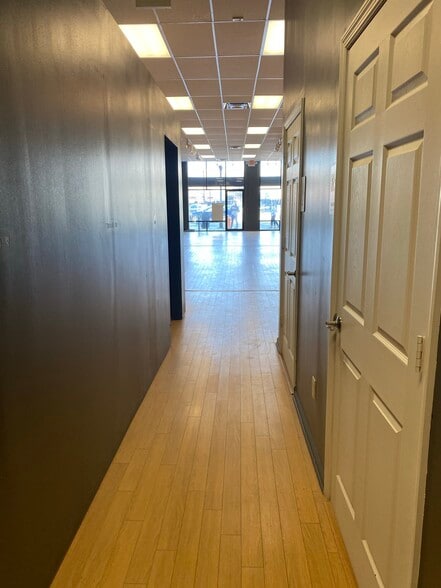 More Photos Of 147 N High St, Columbus Storefront Retail Office For Sale