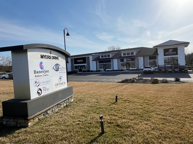 More Photos Of 5 Myers Dr, Mullica Hill Medical For Lease