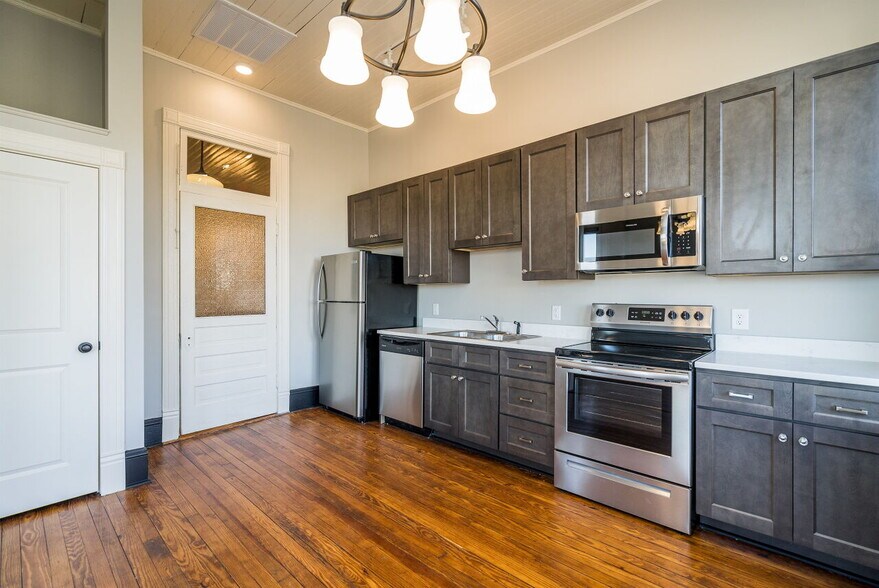 More Photos Of 201 Chatham St, Sanford Office Residential For Sale