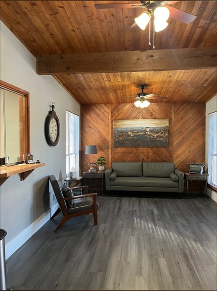 More Photos Of 115 Warden Ln, San Marcos Coworking Space