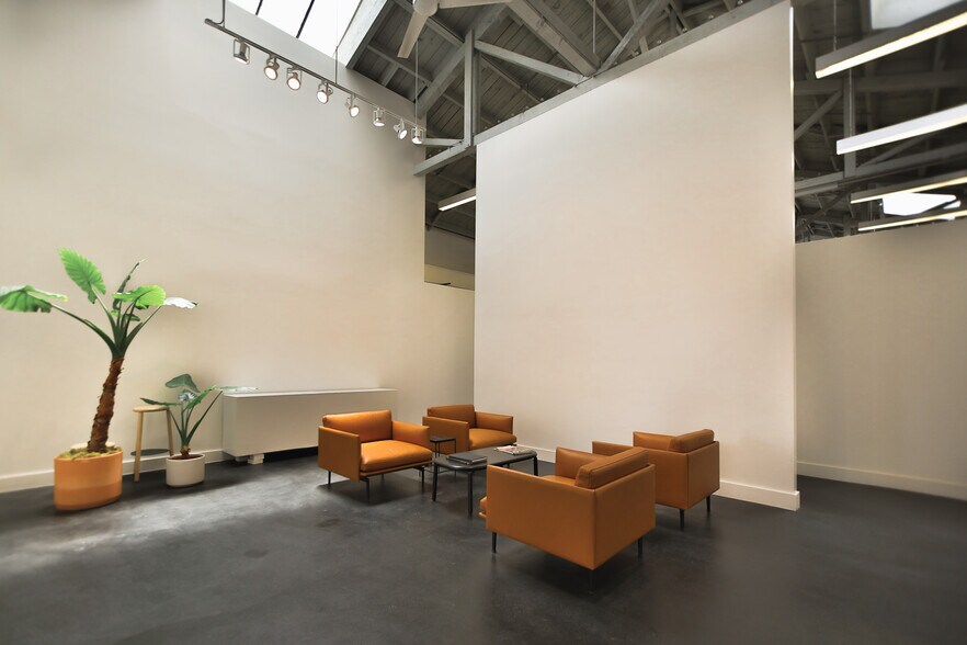 More Photos Of 582 6th St, San Francisco Warehouse For Lease