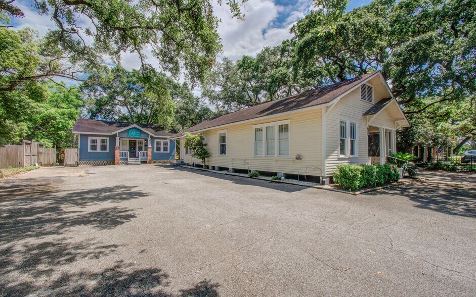 More Photos Of , League City Office For Sale