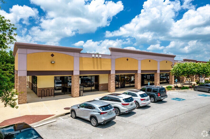 More Photos Of 8238-8356 Agora Pky, Schertz Unknown For Lease